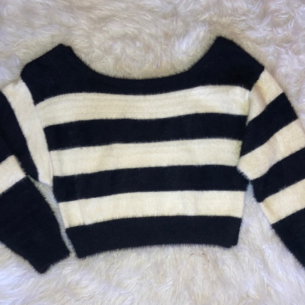Super Soft Black & White Striped Sweater